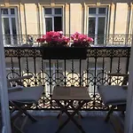 Cote Arc De Triomphe